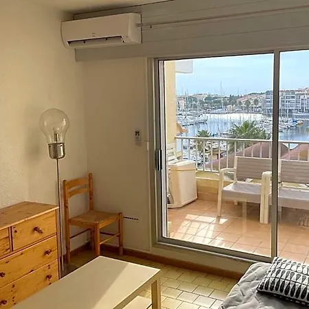 דירה Vue Ensoleillee Sur Le Port De גרואיסאן
